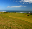 Kingsbarns Golf Links' second hole is a par 3 with a large green.